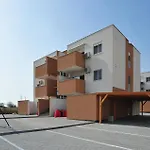 In With Swimming Pool Appartement