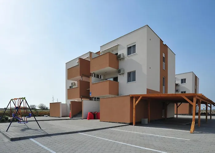 In With Swimming Pool Апартаменты