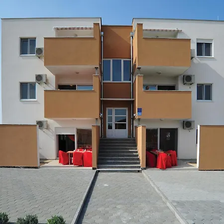 公寓 2 Bedroom Pet Friendly In 宁