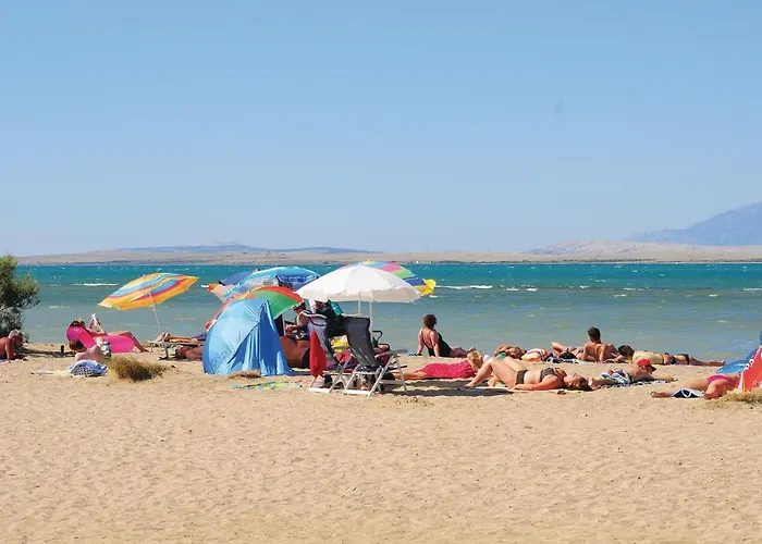 In With Swimming Pool Lägenhet